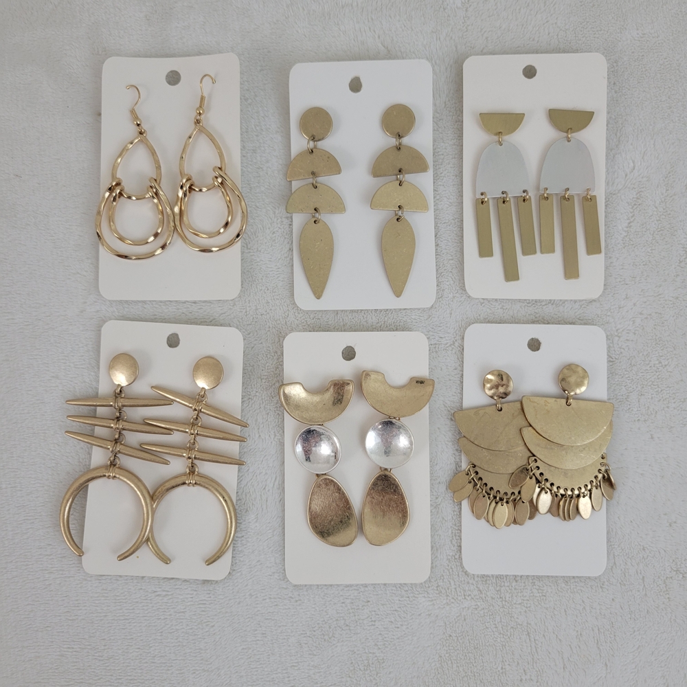 NEW 》 Gold and Silver Earrings Bundle